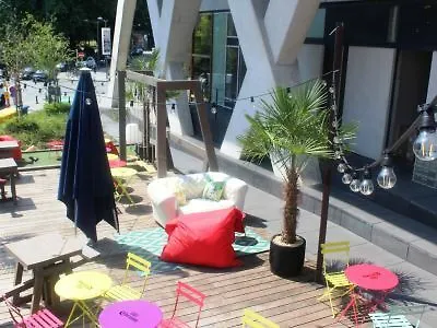 Hotel Aloft Brussels Schuman