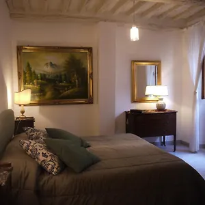 https://casa-marzia.it-tuscanyhotel.com